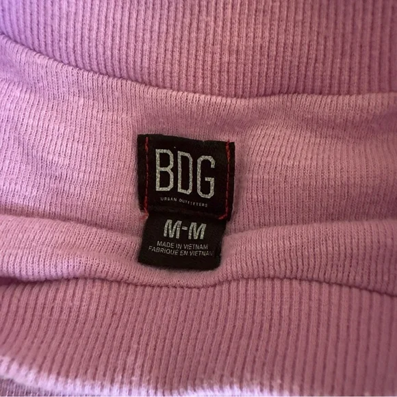 bdg ★ purple stretch fitted short sleeve contrast stitch crop top - Picture 7 of 7